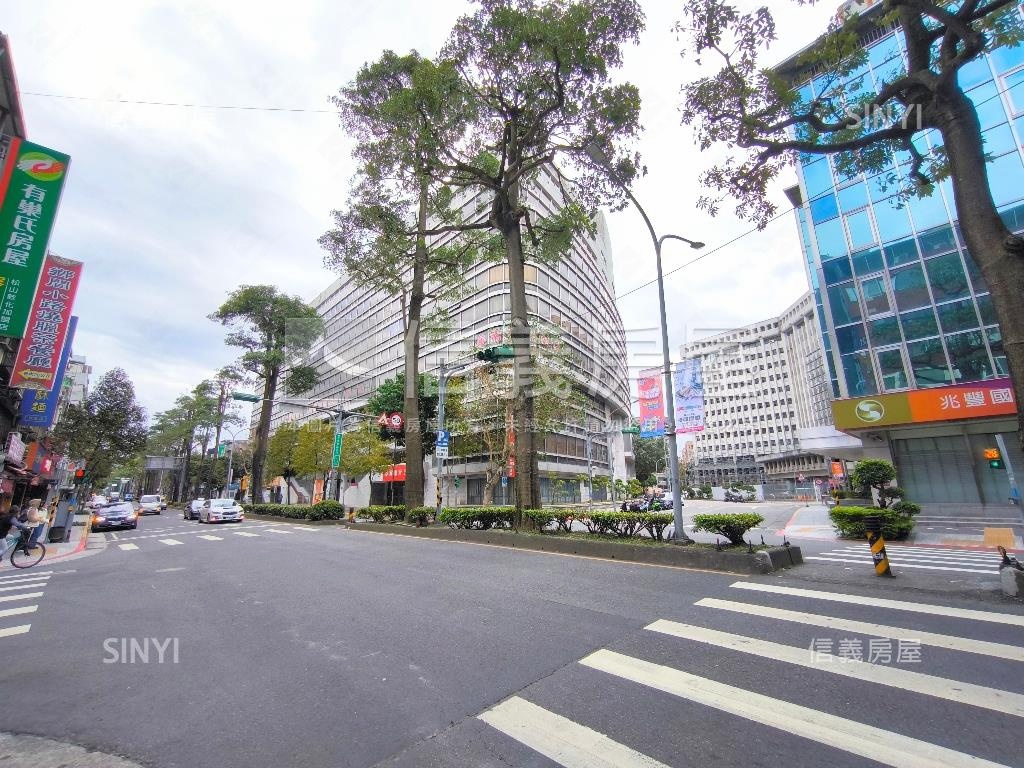 敦北商圏店辦房屋室內格局與周邊環境