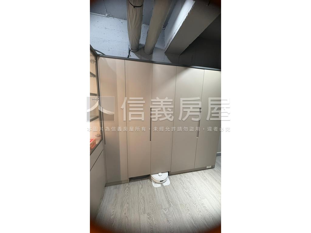 禮仁捷運美辦公房屋室內格局與周邊環境