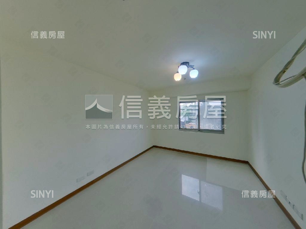 店長推薦遠見名門三房車位房屋室內格局與周邊環境