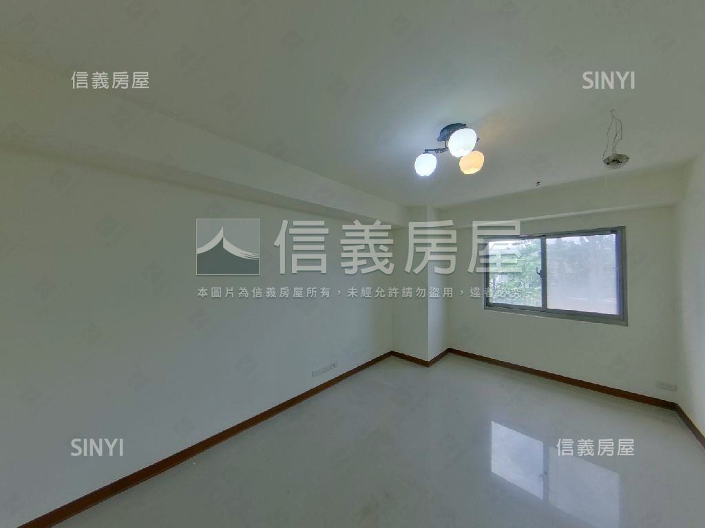 店長推薦遠見名門三房車位房屋室內格局與周邊環境