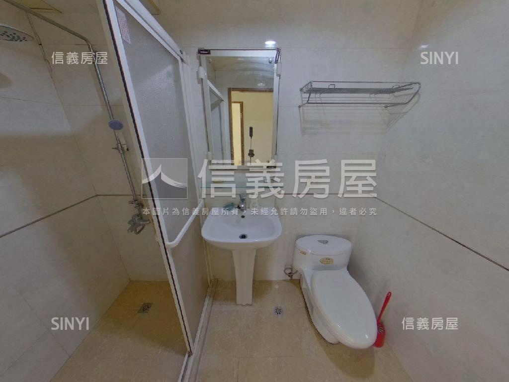 店長推薦遠見名門三房車位房屋室內格局與周邊環境
