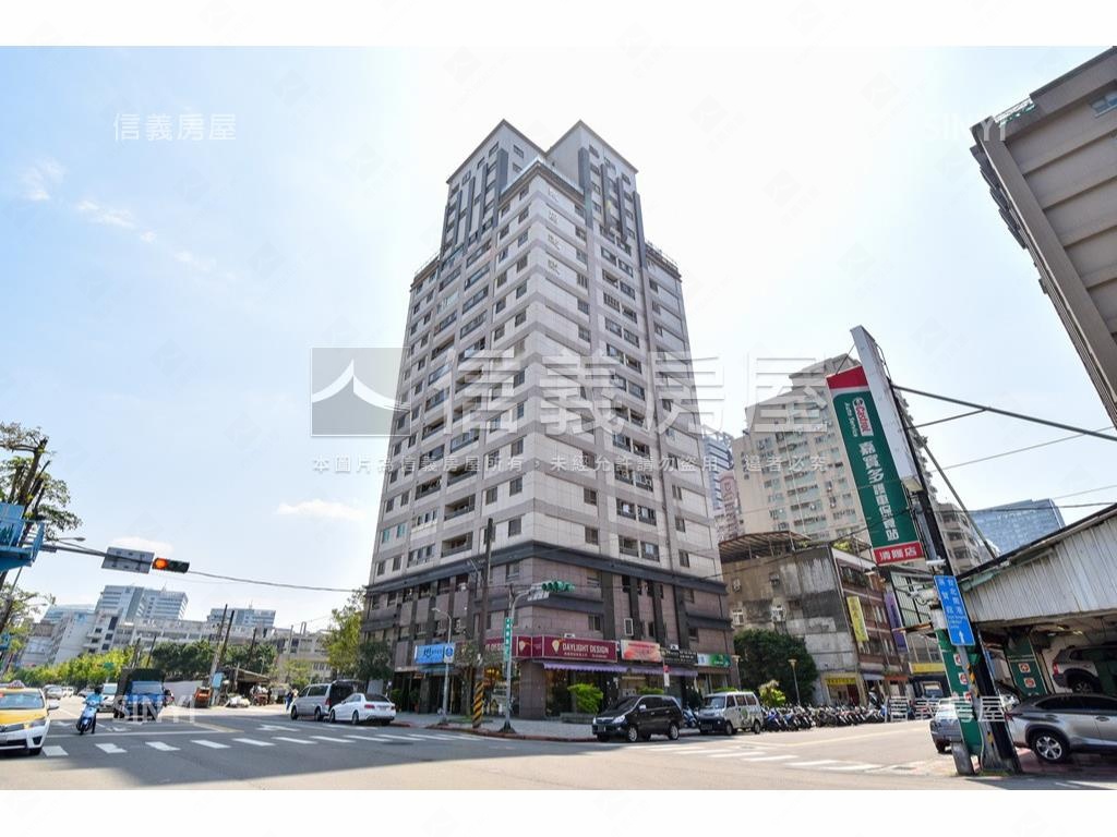 店長推薦遠見名門三房車位房屋室內格局與周邊環境