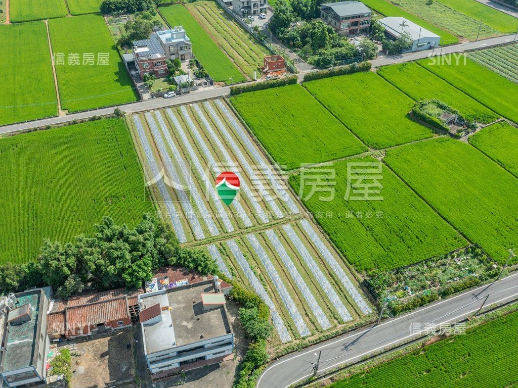 新屋雙面臨路農地房屋室內格局與周邊環境