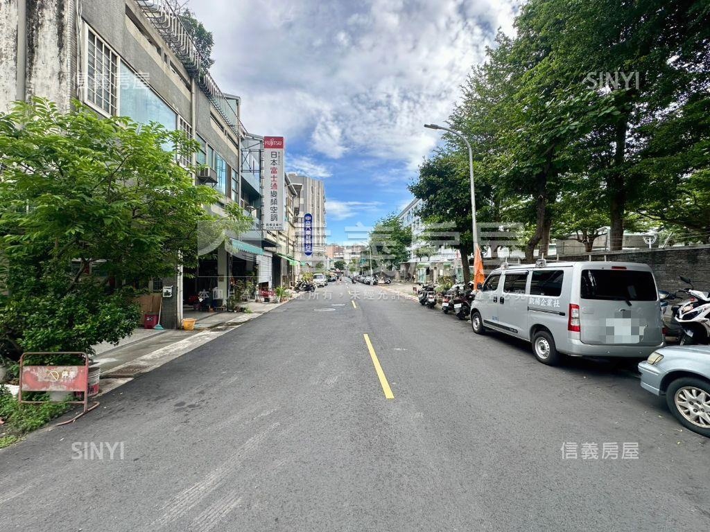 近健行國小大面寬土地房屋室內格局與周邊環境
