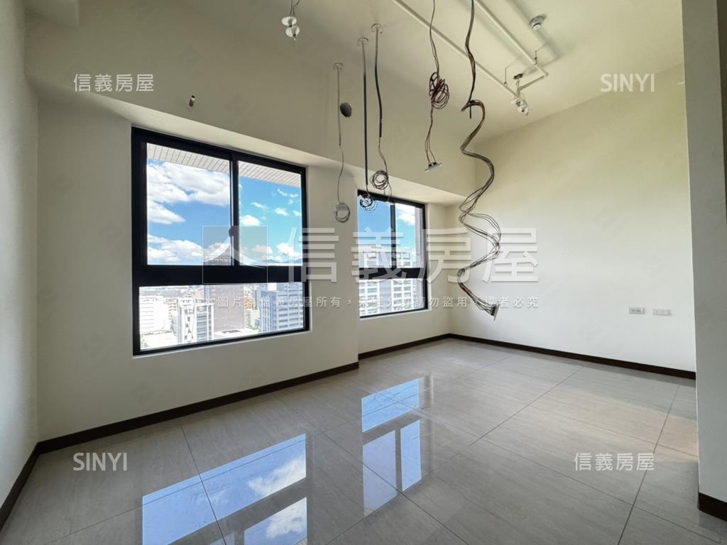 全新落成百邑高樓邊間兩衛房屋室內格局與周邊環境