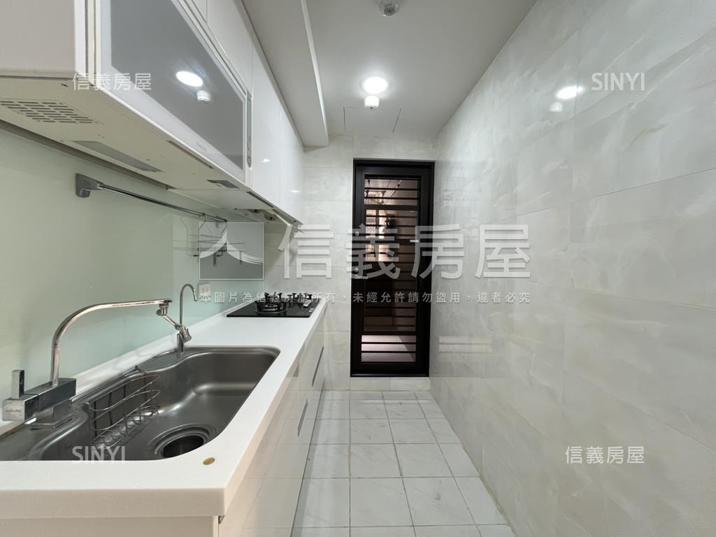 大公園旁稀有靚公園３房房屋室內格局與周邊環境