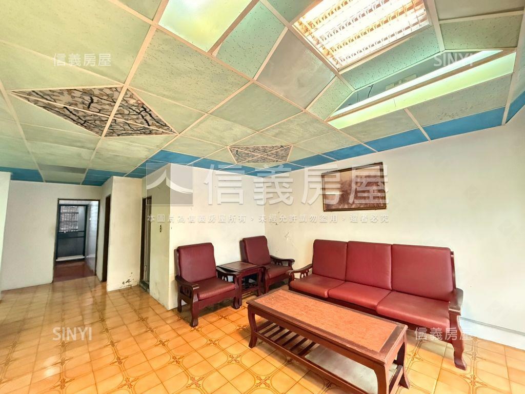 茄苳二樓成家三房房屋室內格局與周邊環境