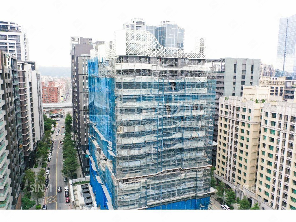 白金苑Ａ２戶１７樓房屋室內格局與周邊環境