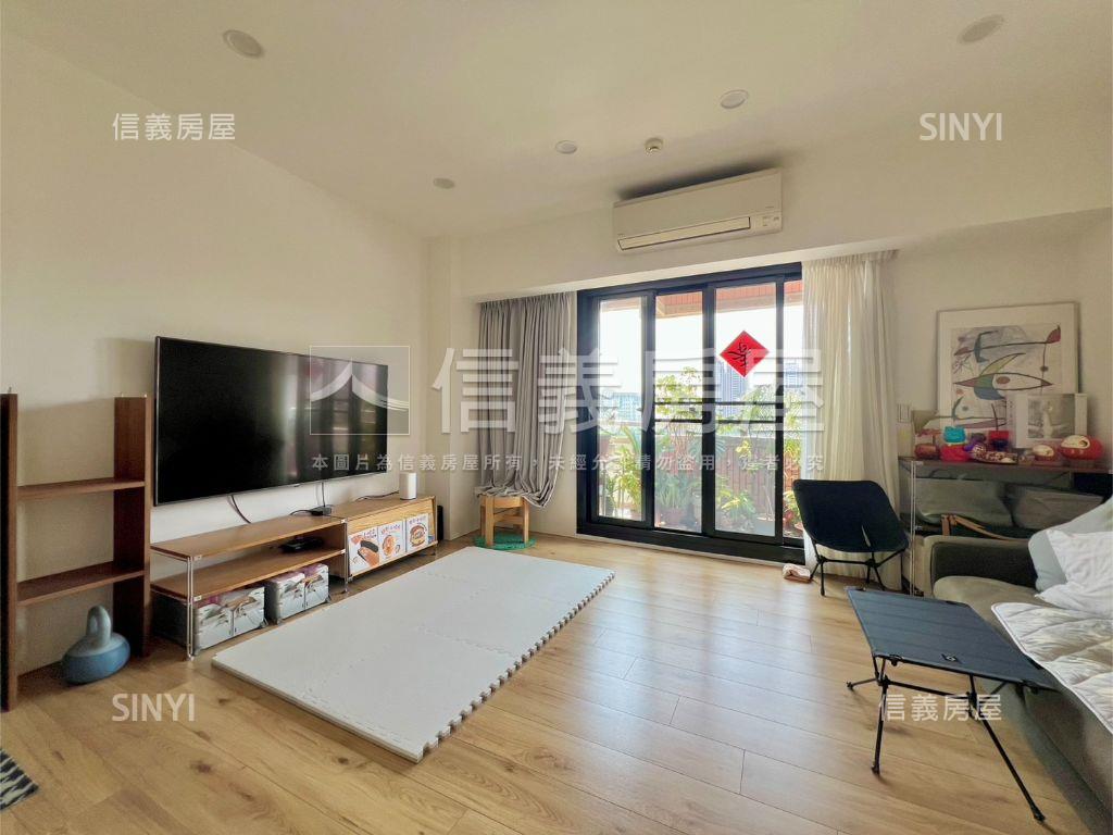 國泰木質簡約三房平車房屋室內格局與周邊環境