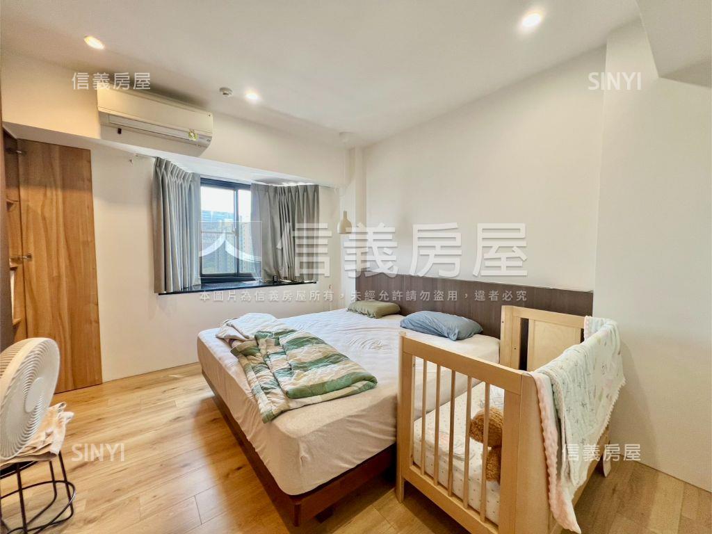 國泰木質簡約三房平車房屋室內格局與周邊環境