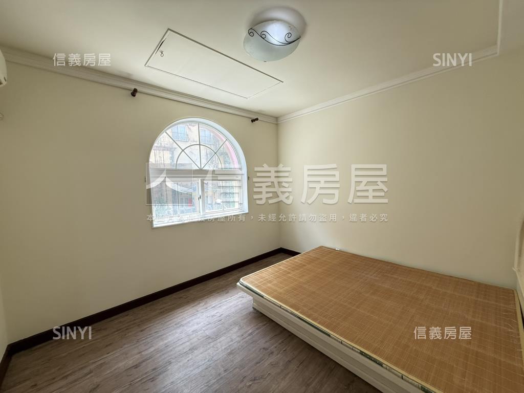 歐洲聯邦美妝景觀戶房屋室內格局與周邊環境