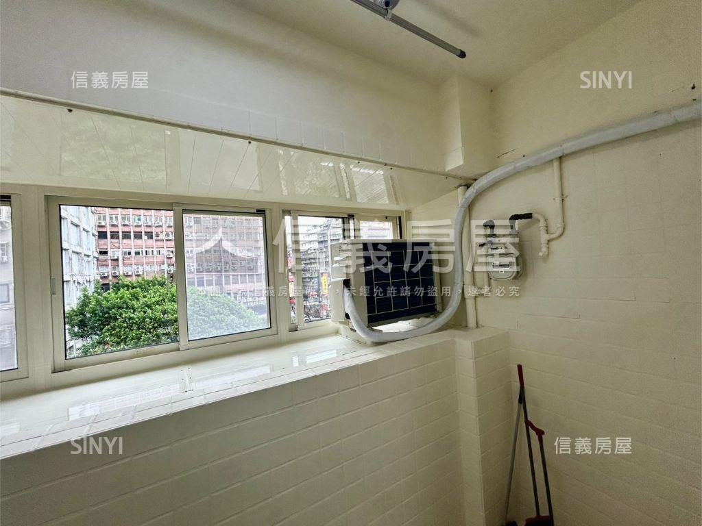 冠德龍邸公園美景房屋室內格局與周邊環境