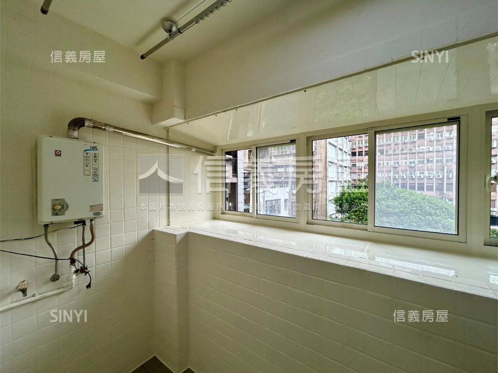 冠德龍邸公園美景房屋室內格局與周邊環境