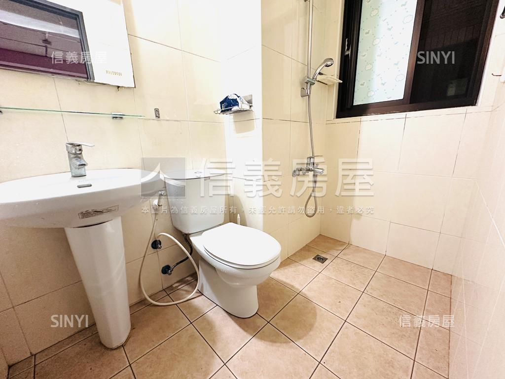 專任。春城大砌。好整理房屋室內格局與周邊環境