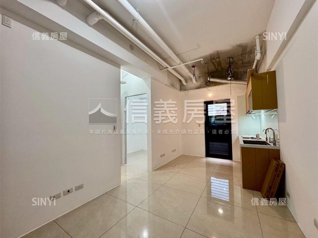 左岸美麗新生活兩房車位房屋室內格局與周邊環境