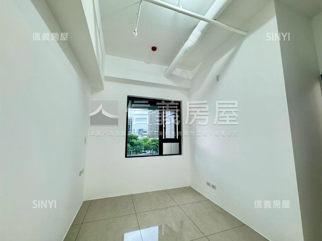 左岸美麗新生活兩房車位房屋室內格局與周邊環境