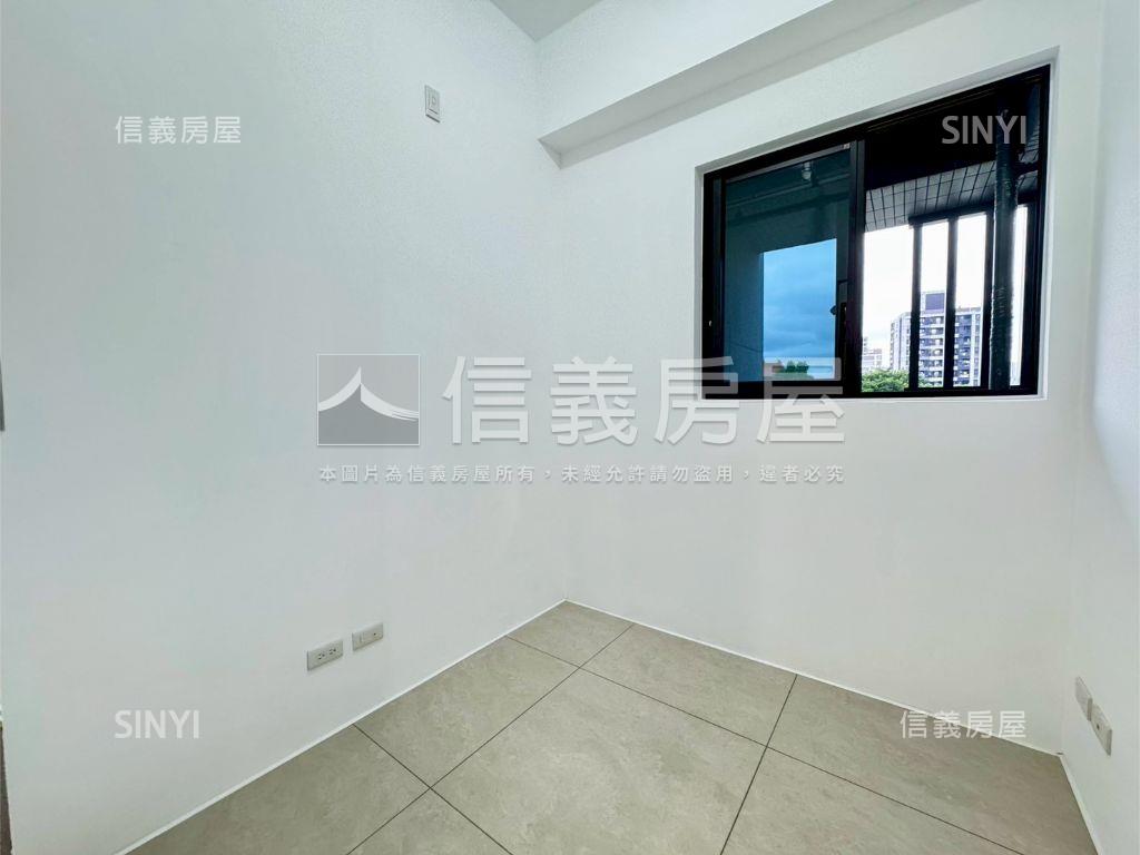 左岸美麗新生活兩房車位房屋室內格局與周邊環境