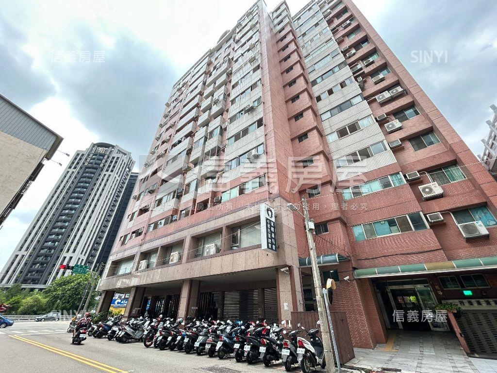 新青安美術館三房河畔視野房屋室內格局與周邊環境