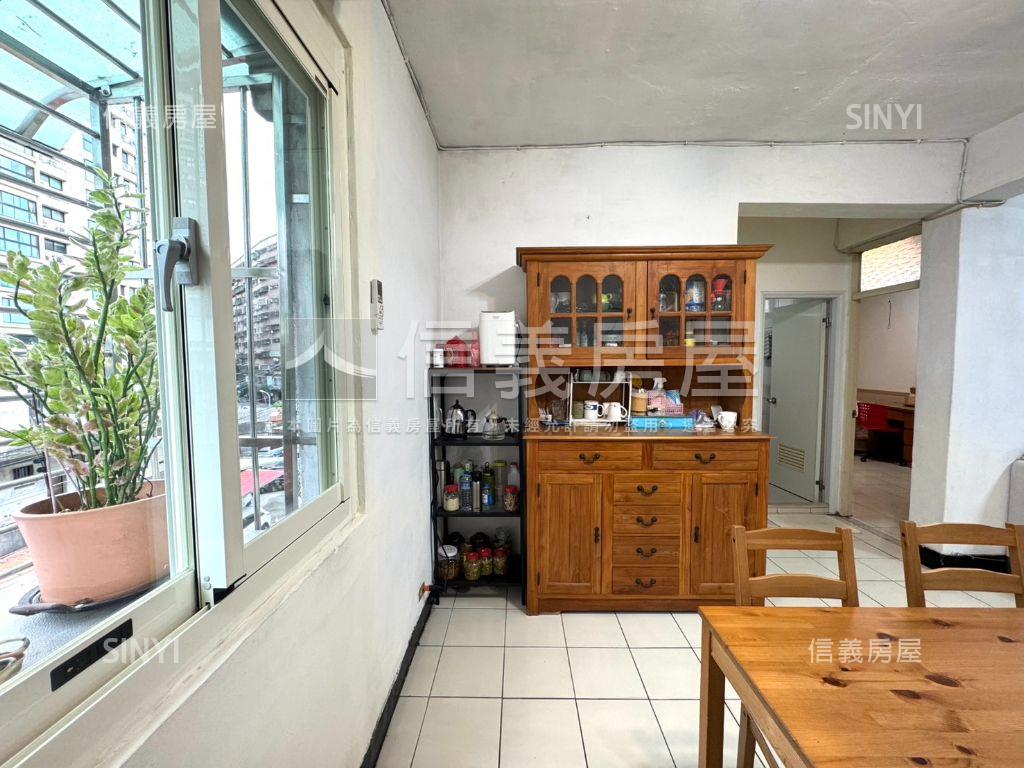 景安三面採光正三房房屋室內格局與周邊環境