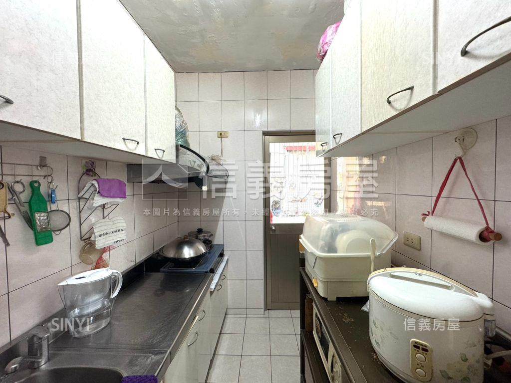 景安三面採光正三房房屋室內格局與周邊環境