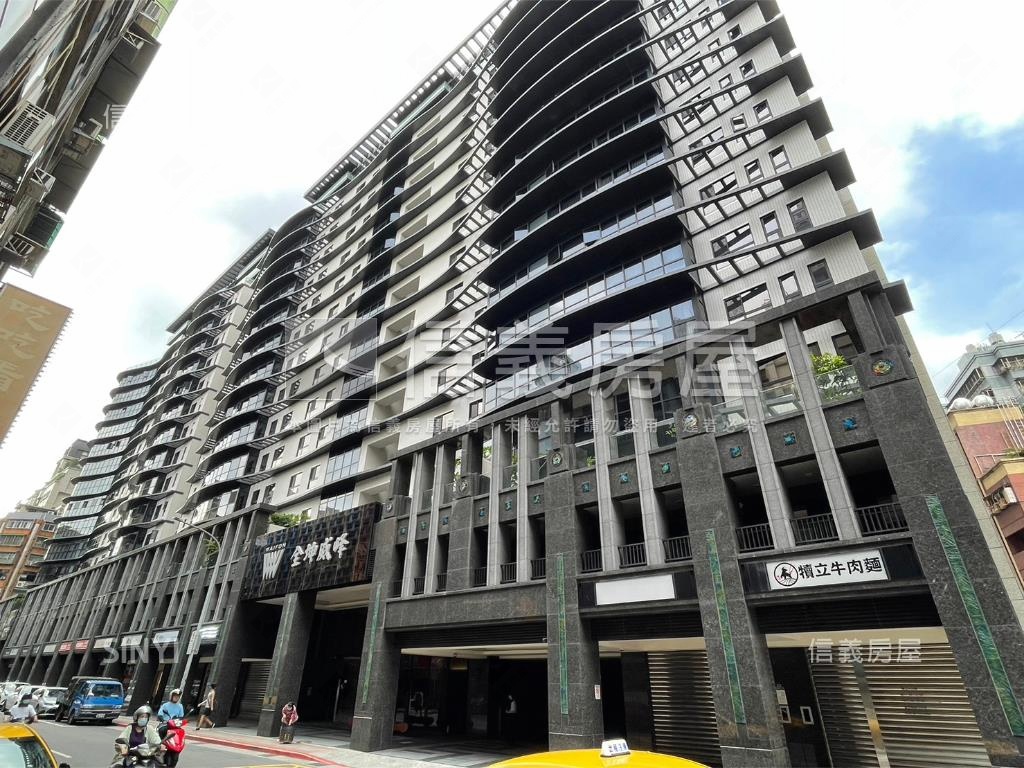 威峰露臺美２房房屋室內格局與周邊環境