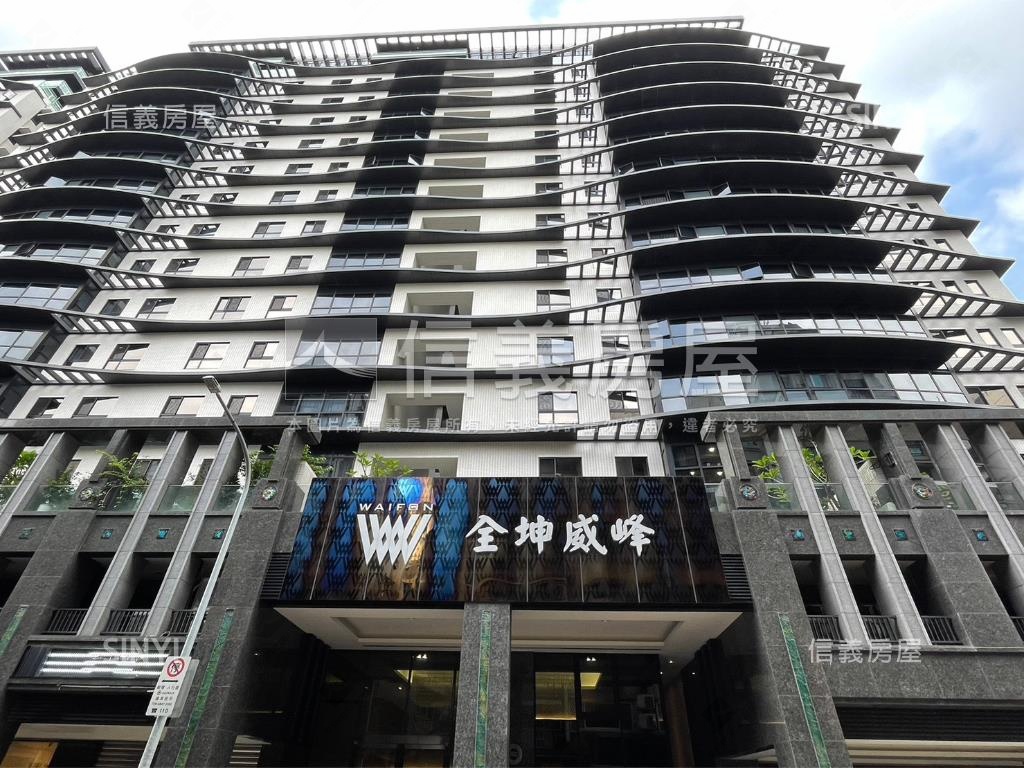 威峰露臺美２房房屋室內格局與周邊環境