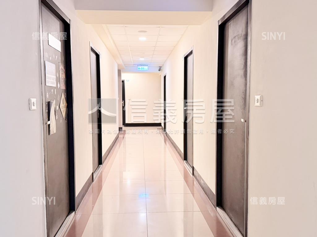 淡大財庫５９４６房屋室內格局與周邊環境