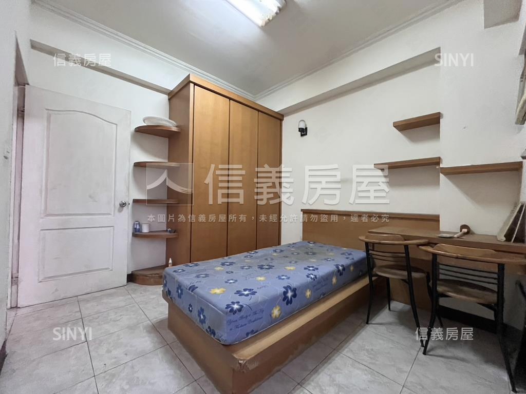 仁中稀有釋出透天房屋室內格局與周邊環境