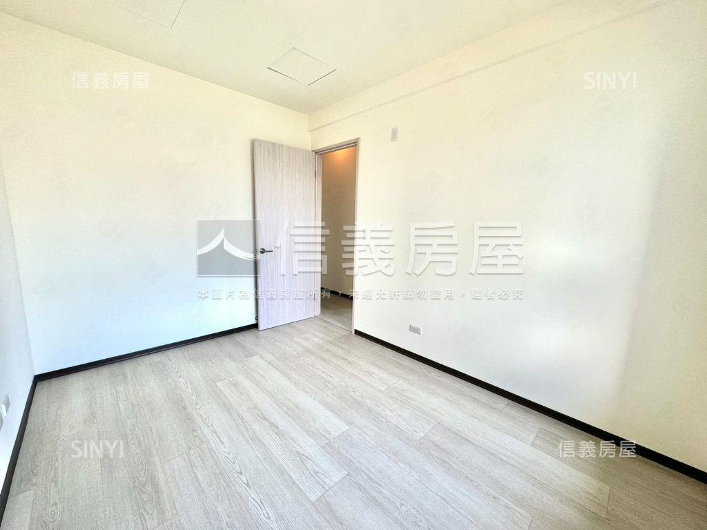 可看ＧＴＯＷＥＲ三房平車房屋室內格局與周邊環境