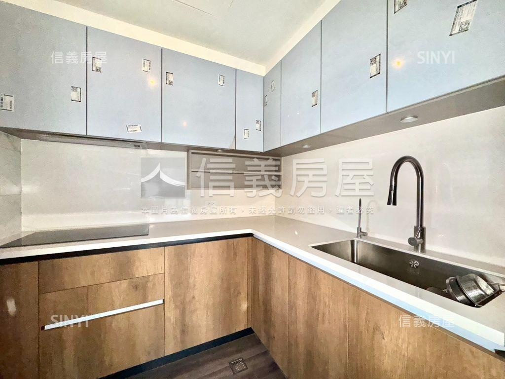 可看ＧＴＯＷＥＲ三房平車房屋室內格局與周邊環境