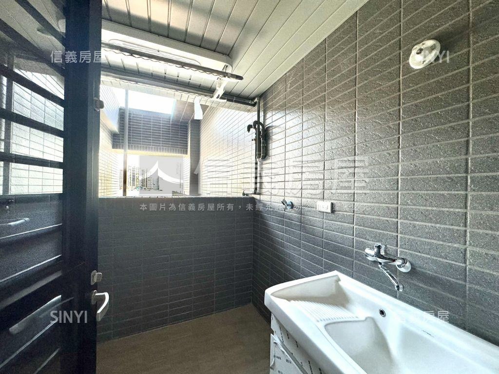 可看ＧＴＯＷＥＲ三房平車房屋室內格局與周邊環境