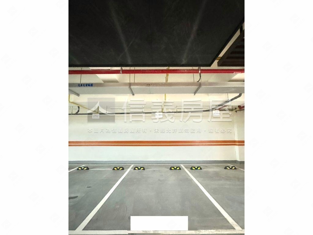 可看ＧＴＯＷＥＲ三房平車房屋室內格局與周邊環境