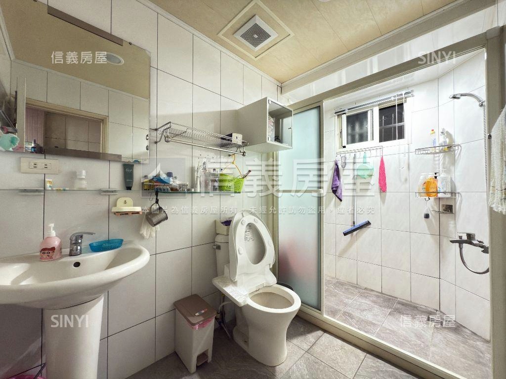 傳家慶典一樓房屋室內格局與周邊環境