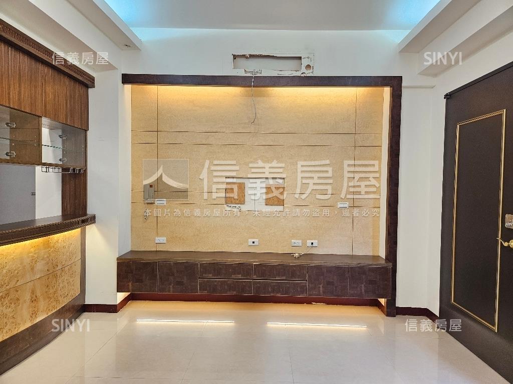布拉格溫馨別墅房屋室內格局與周邊環境