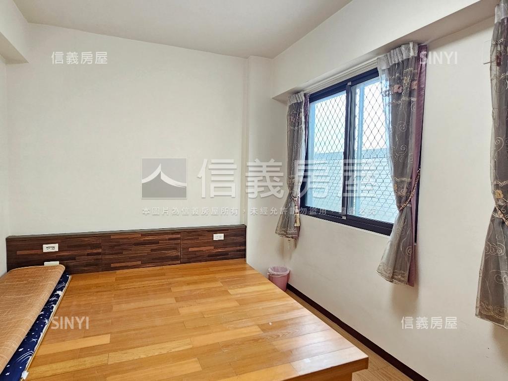 布拉格溫馨別墅房屋室內格局與周邊環境