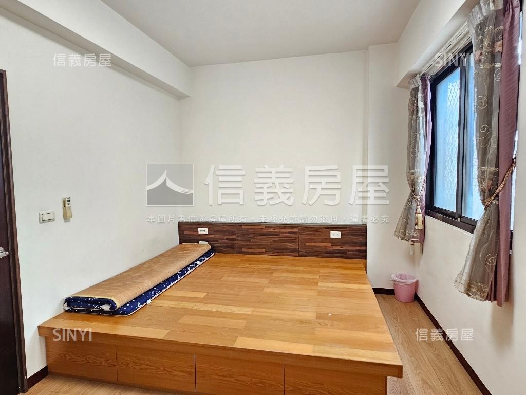 布拉格溫馨別墅房屋室內格局與周邊環境
