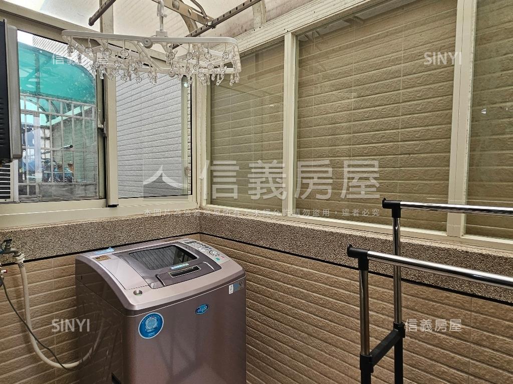 布拉格溫馨別墅房屋室內格局與周邊環境