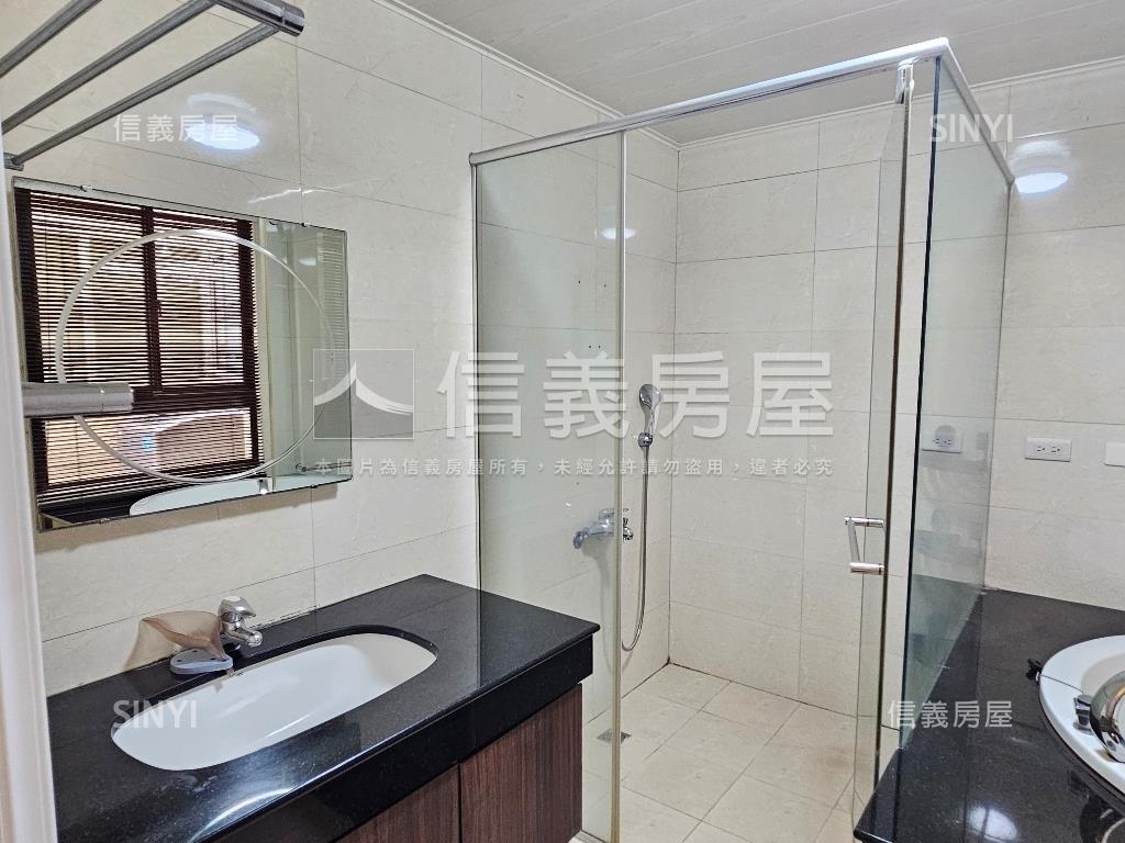 布拉格溫馨別墅房屋室內格局與周邊環境
