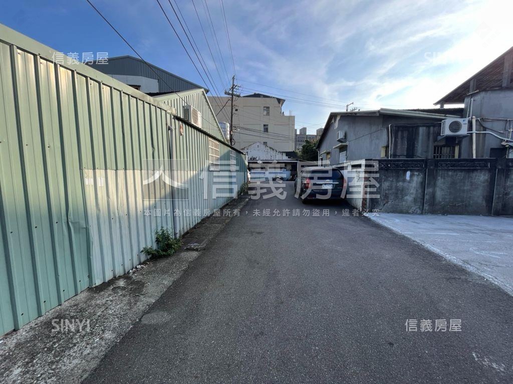 專任精華商業區透天房屋室內格局與周邊環境