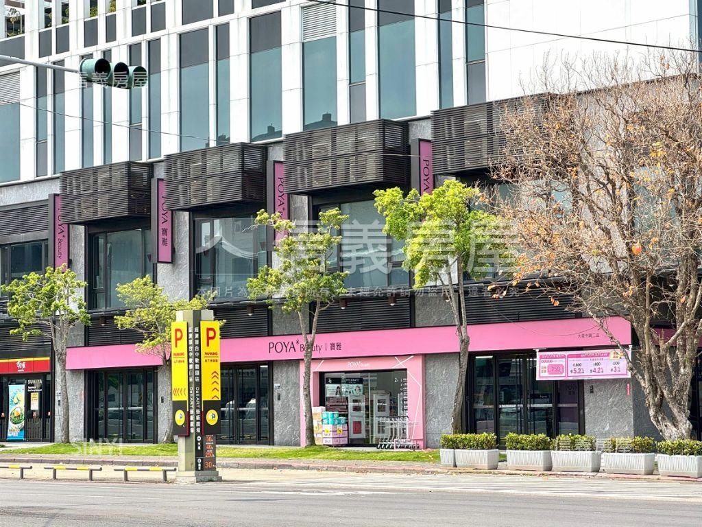 專任精華商業區透天房屋室內格局與周邊環境