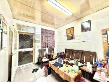 就這間了商業區透天