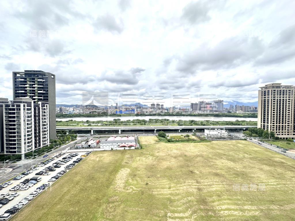 忠泰本質Ω河岸景觀１４樓房屋室內格局與周邊環境