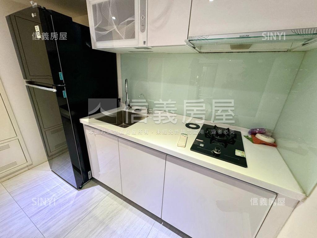 精美裝潢挑高美居房屋室內格局與周邊環境