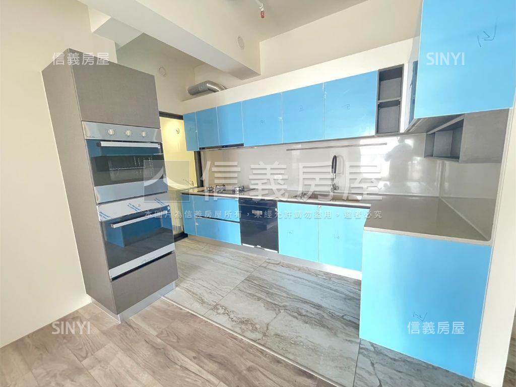 嵐ＣＡＳＡ次頂四房雙平車房屋室內格局與周邊環境