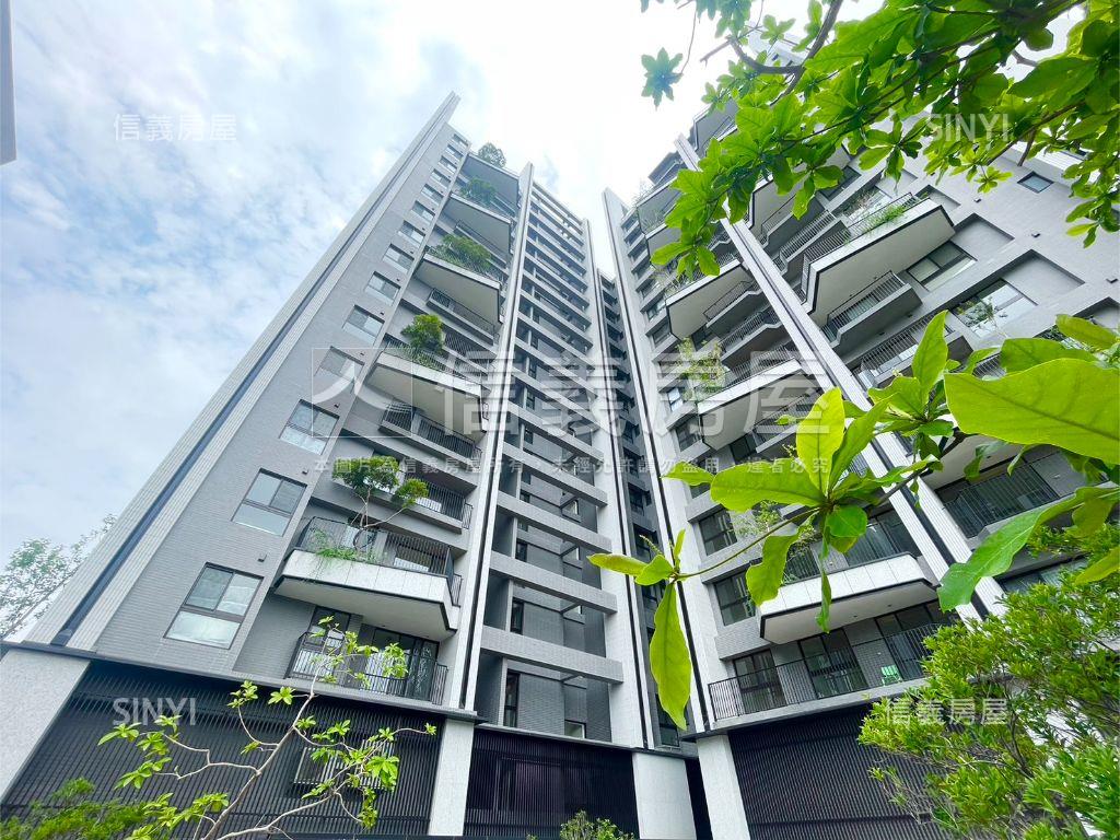 嵐ＣＡＳＡ次頂四房雙平車房屋室內格局與周邊環境