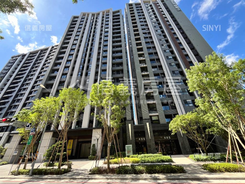 江翠河景帝景五號三房車位房屋室內格局與周邊環境