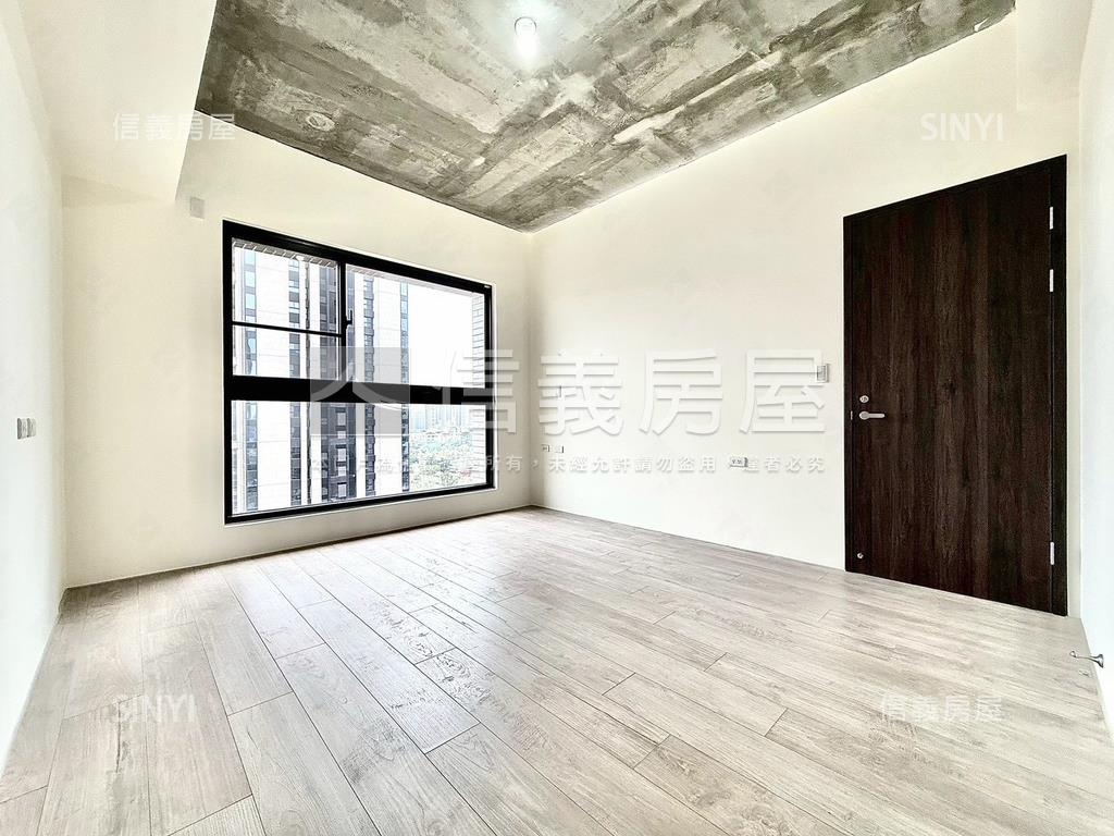 國泰Ｍｏｓｔ＋三房雙車位房屋室內格局與周邊環境