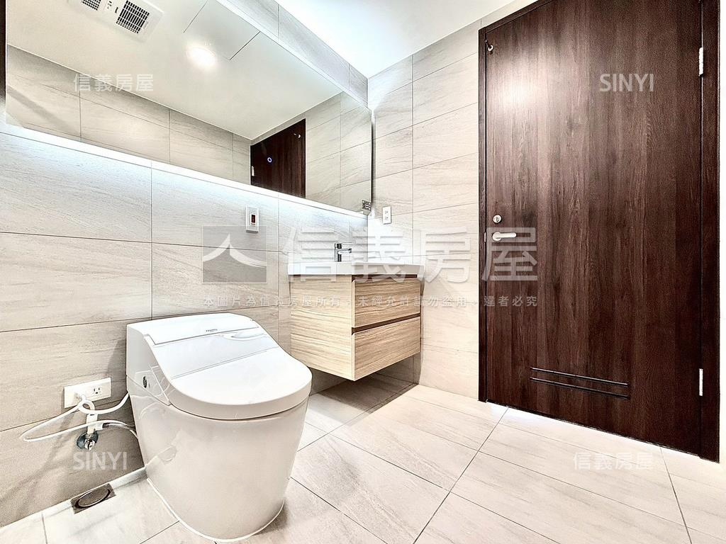 國泰Ｍｏｓｔ＋三房雙車位房屋室內格局與周邊環境