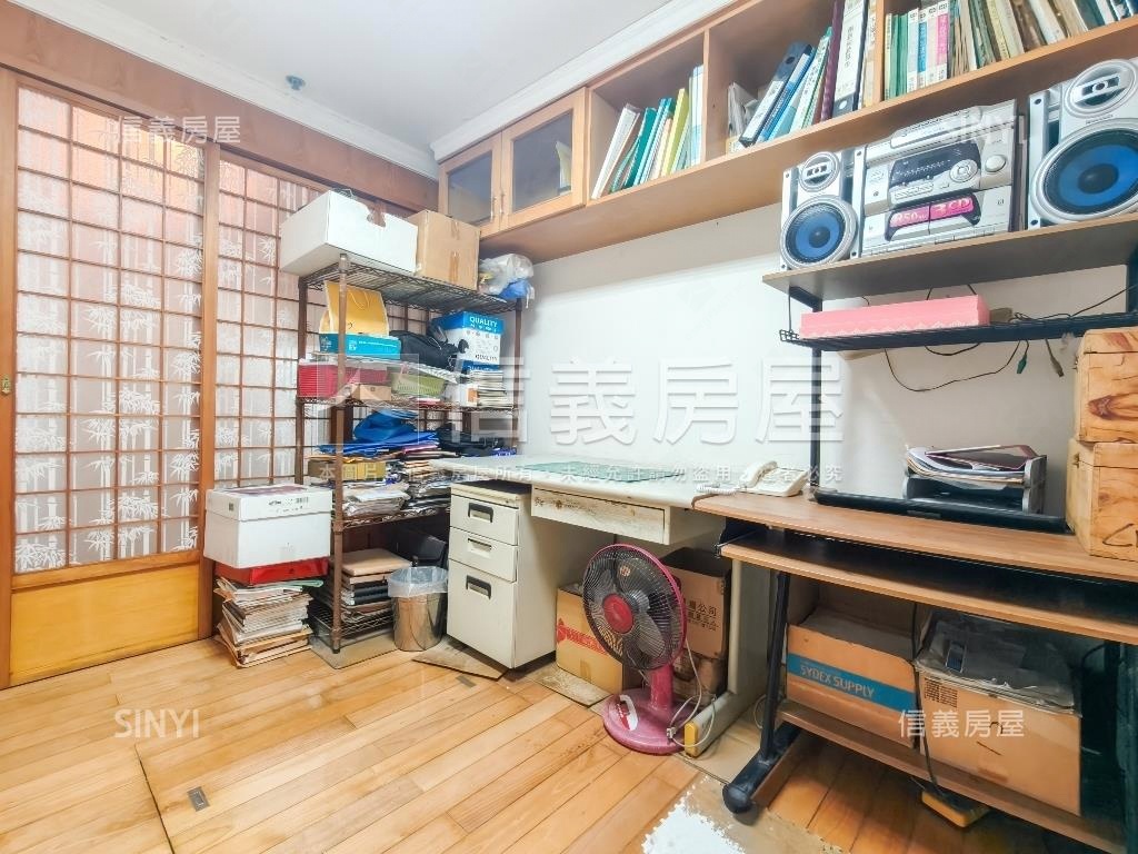 鼎宇春天採光三房平車房屋室內格局與周邊環境