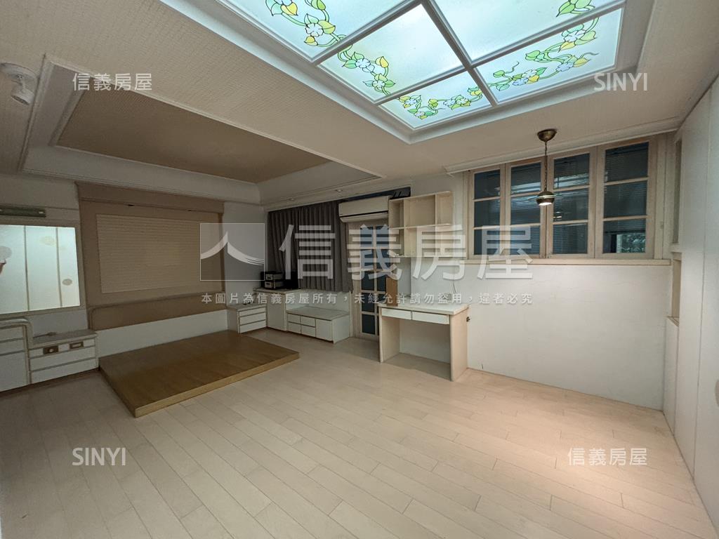 至善獨棟雙溪景觀電梯別墅房屋室內格局與周邊環境